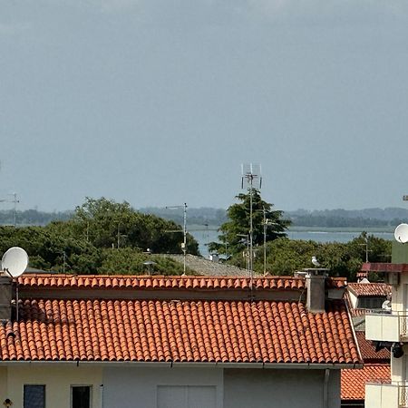 Apartmán Ca' Vittoria Lignano Sabbiadoro Exteriér fotografie